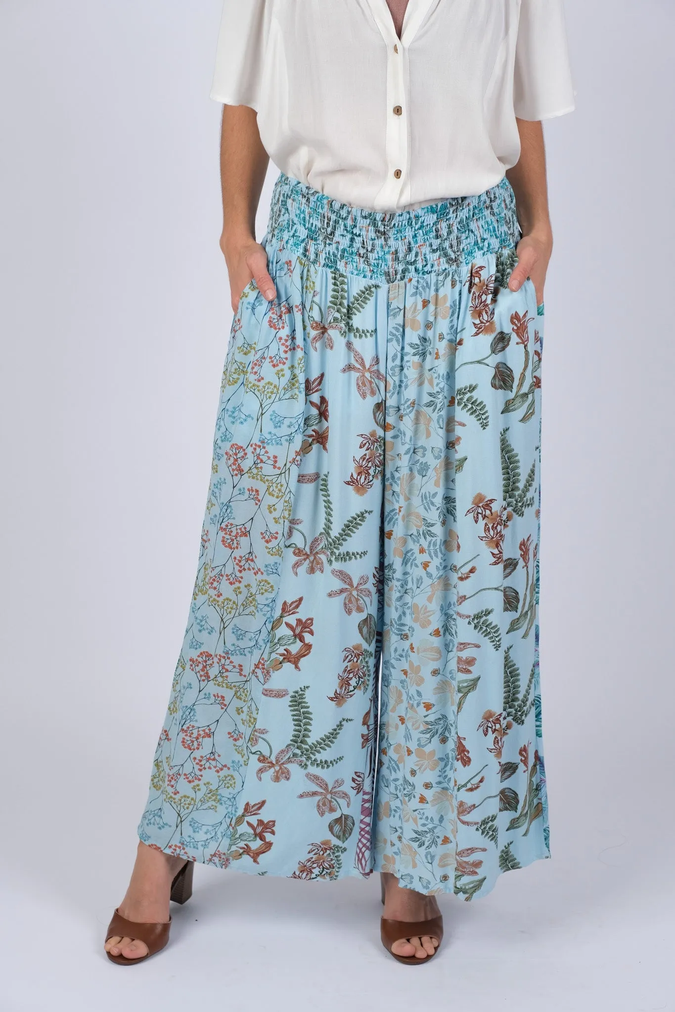 225295/3 Blue Floral Serenity Patchwork Chic Pants