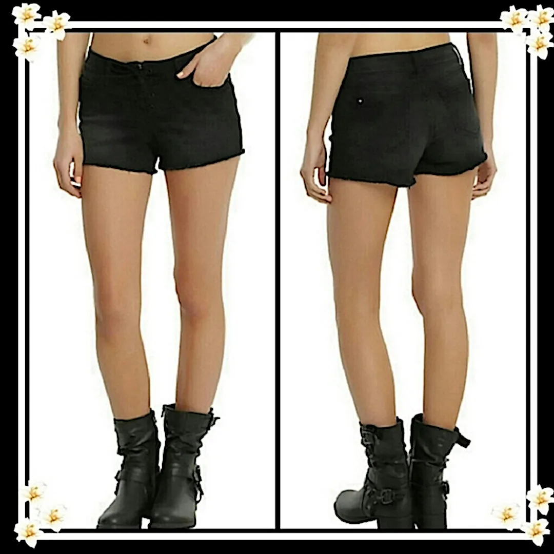 Blackheart Lace-Up Black Shorts