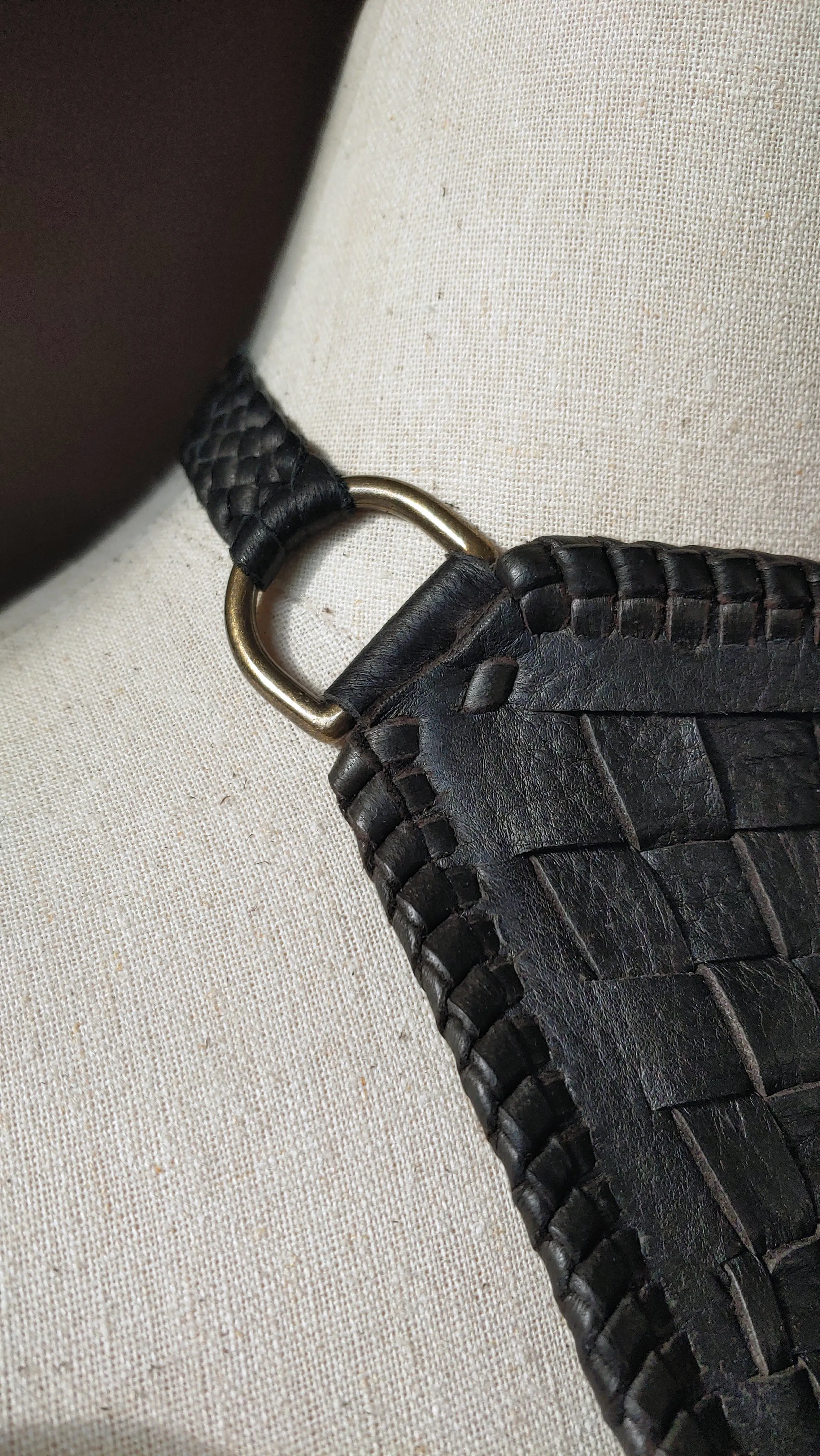Ki Leather Necklace | Basket-Weave Bib & Pendant Necklace - SS1099