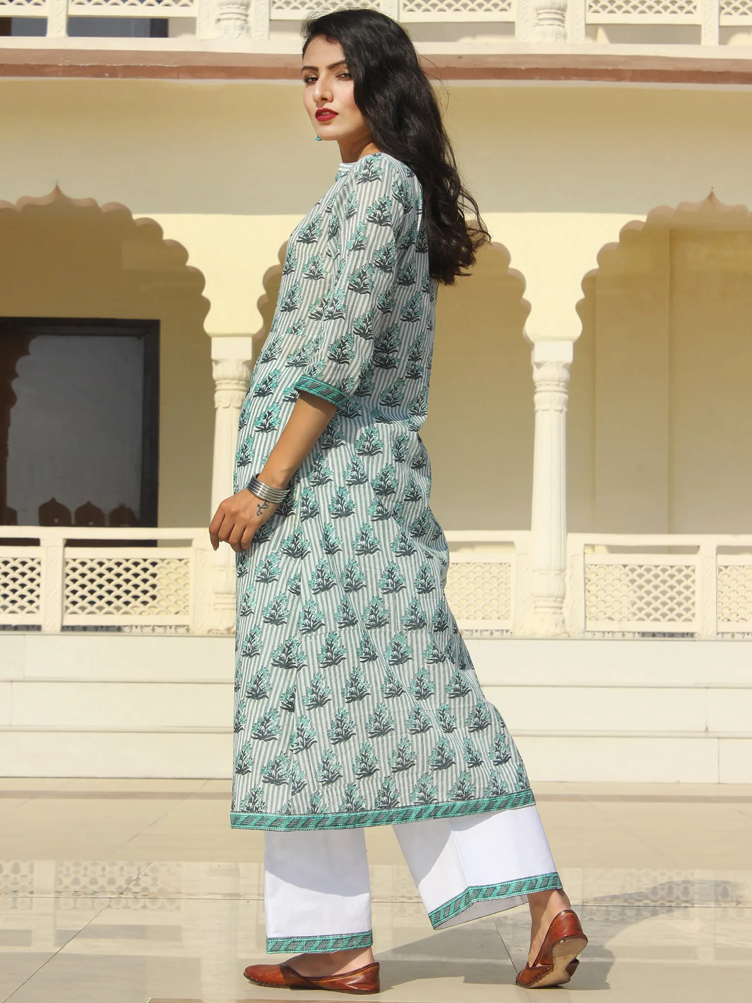 Rozana Jahan Palazzo - KS08AP2159