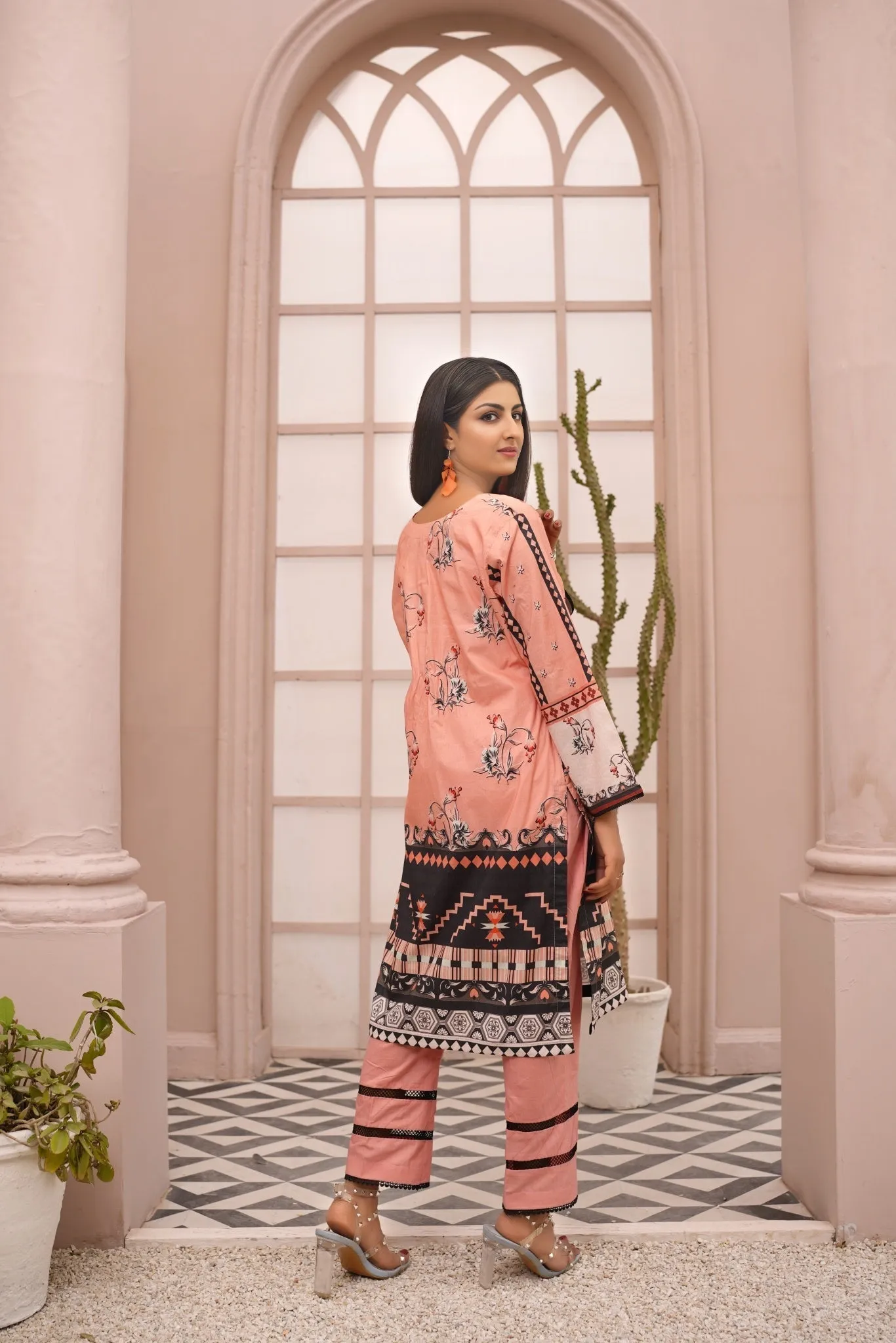 Women's Cotton Printed Kurti - Peach & Black | Buy Online USA – IshDeena